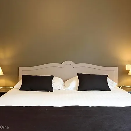 La Corbonniere Bed & Breakfast Geneslay