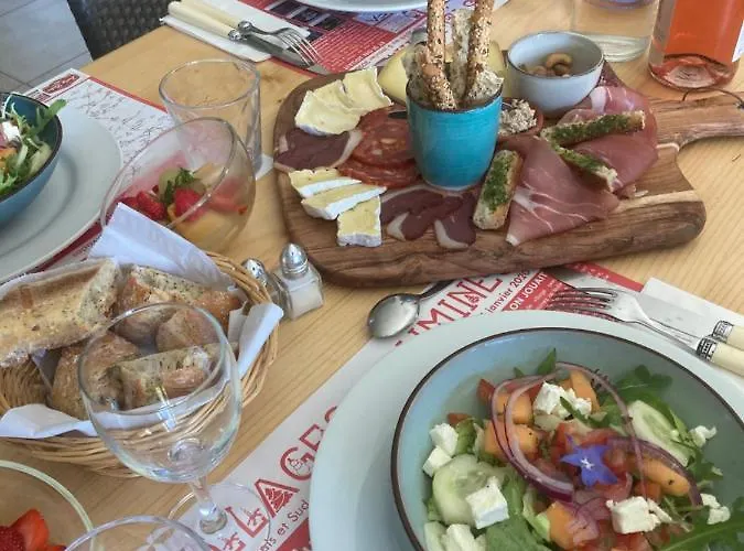 La Corbonniere Geneslay